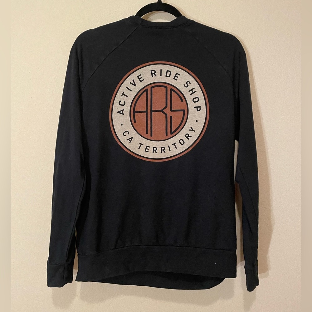 Sweatshirt by Active Ride Shop Small - Picture 2 of 5